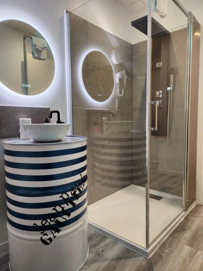 Maison Face A L'Abbaye D'Hautvillers - 2 Bedrooms 2 Bathrooms, Parking Exteriör bild