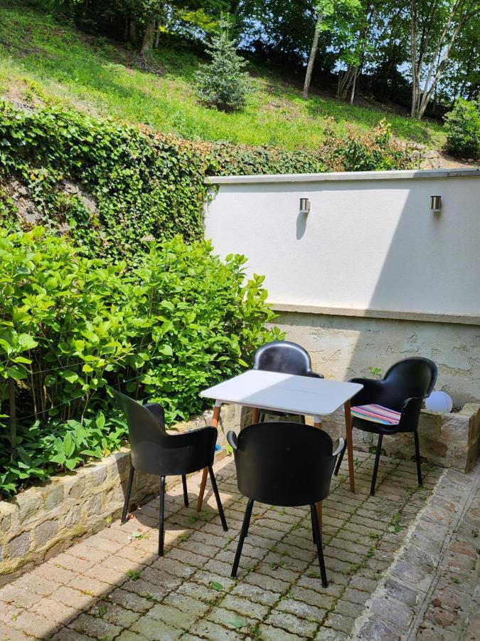Maison Face A L'Abbaye D'Hautvillers - 2 Bedrooms 2 Bathrooms, Parking Exteriör bild